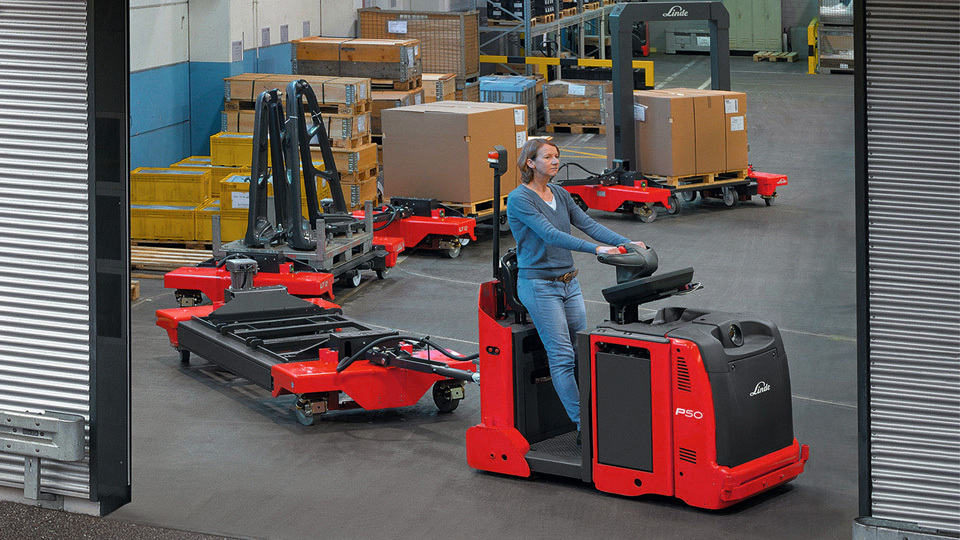 Logistics Train and Factory Train Logistics Train and Factory Train