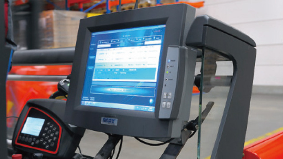 IT Solution for Warehouse Management IT Solution for Warehouse Management